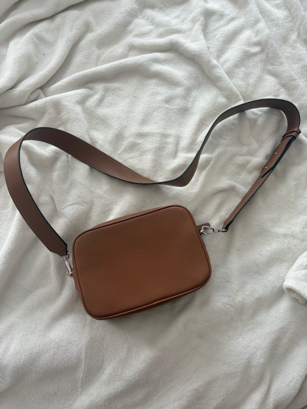 leatherology double zip cross body camel leather bag